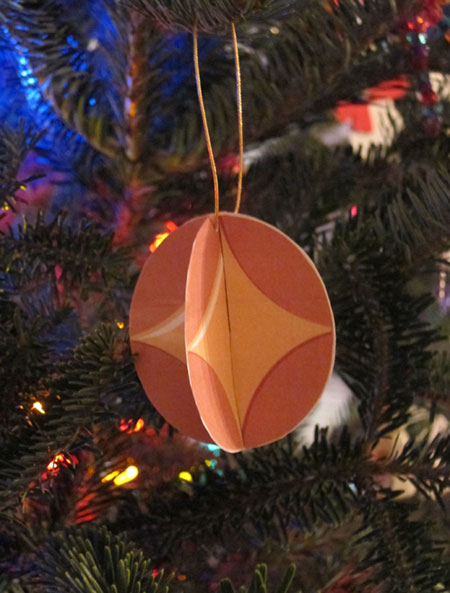 Make your own Galaxion ornament!